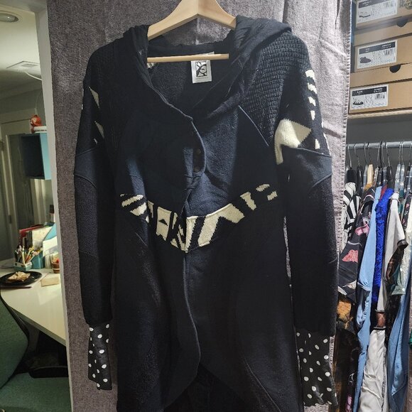 Flood Clothing Upcycled Cardigan - Picture 1 of 4